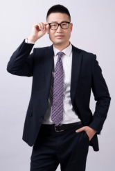 賀玉亮老師 - 企業培訓師