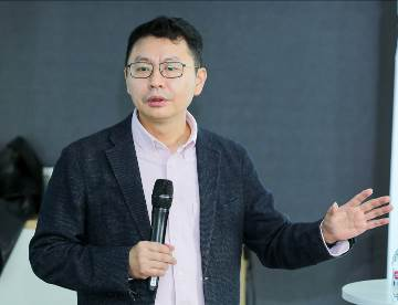 程紹珊老師 - 企業培訓師